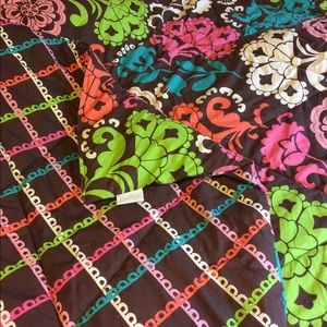Queen size comforter with 2 shams Vera Bradley